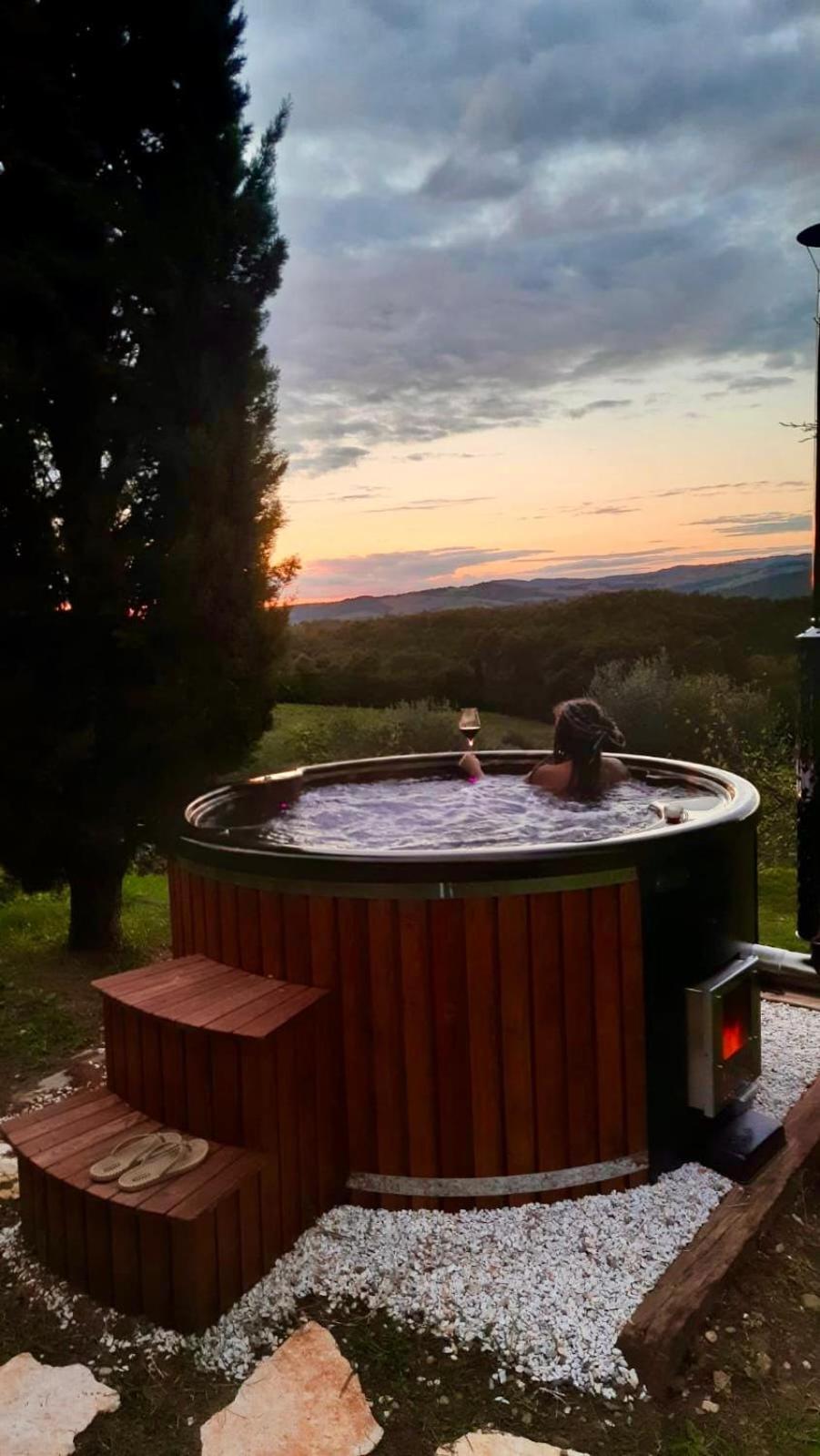 Podere Cerreto Casole dʼElsa Εξωτερικό φωτογραφία